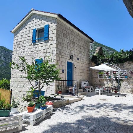Vintage Stone House Eldo In Podaspilje, Omiš Esterno foto