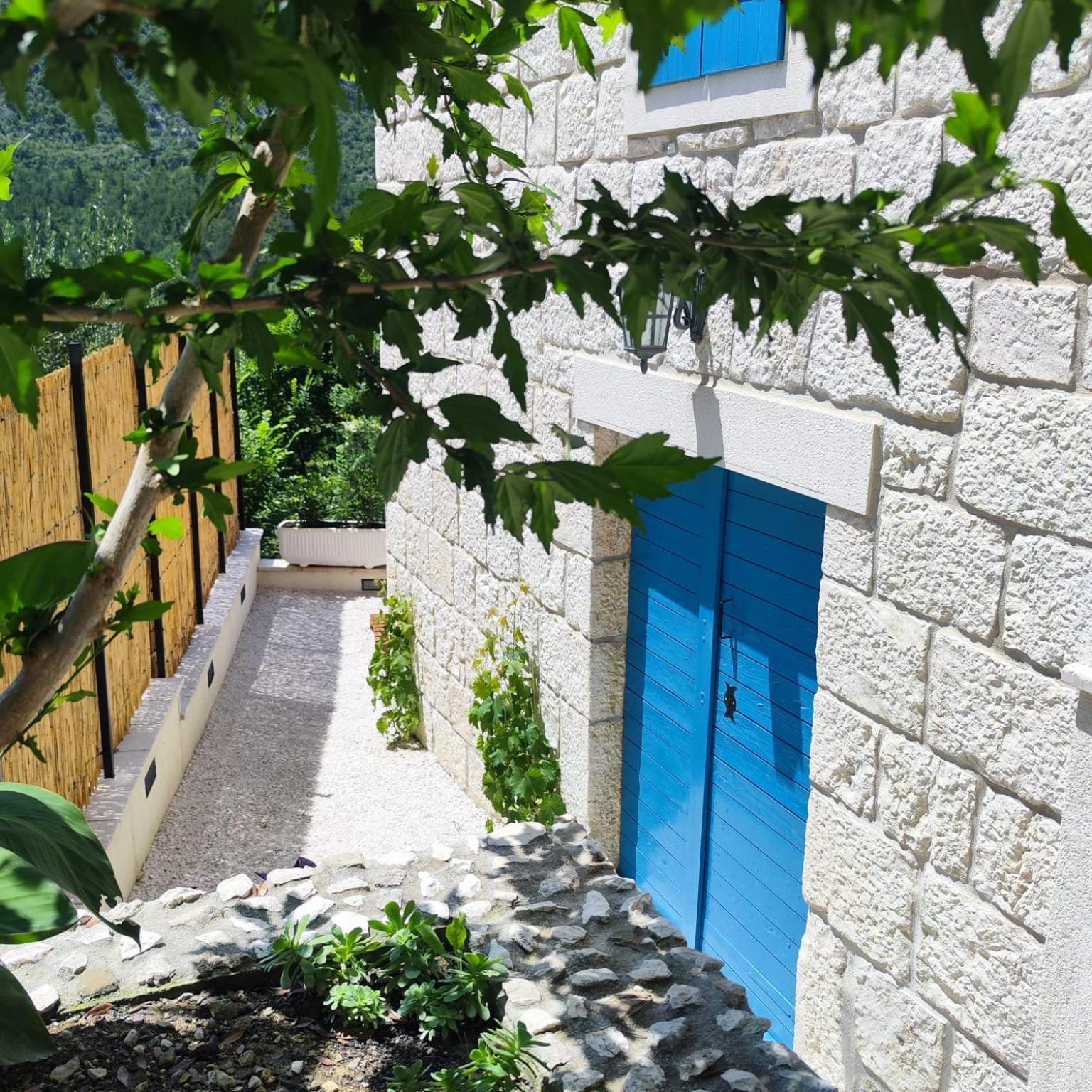 Vintage Stone House Eldo In Podaspilje, Omiš Esterno foto